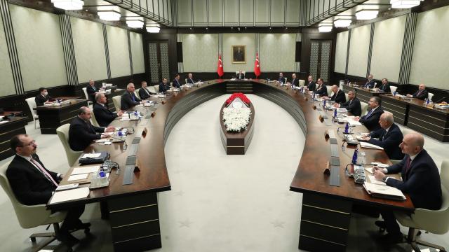 Kulis: Kabinede değişiklik olacak! 'Gidecek olan iki bakanın ismi belli oldu' iddiası