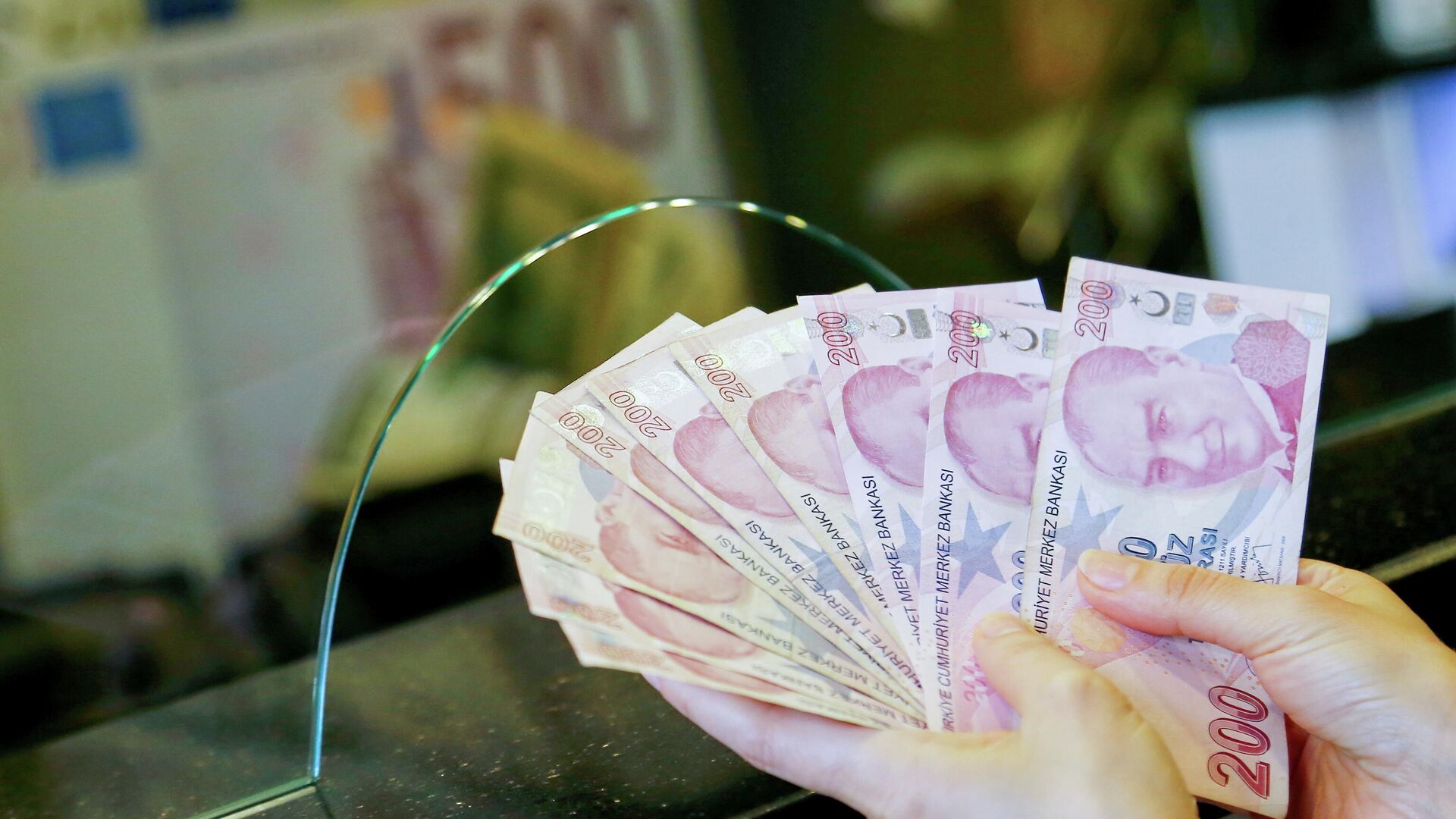İktidarın 'yeni ekonomi'si zengini daha zengin etti! Milyoner sayısı yine arttı