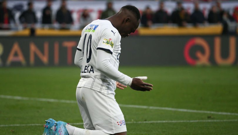 Beşiktaş, Kongolu forvetin transferi için düğmeye bastı