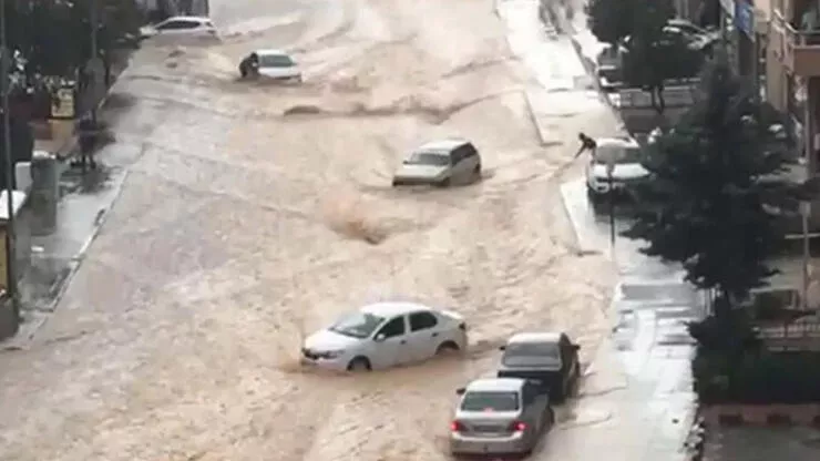 Ankara’da aracıyla sele kapılan kişi hayatını kaybetti
