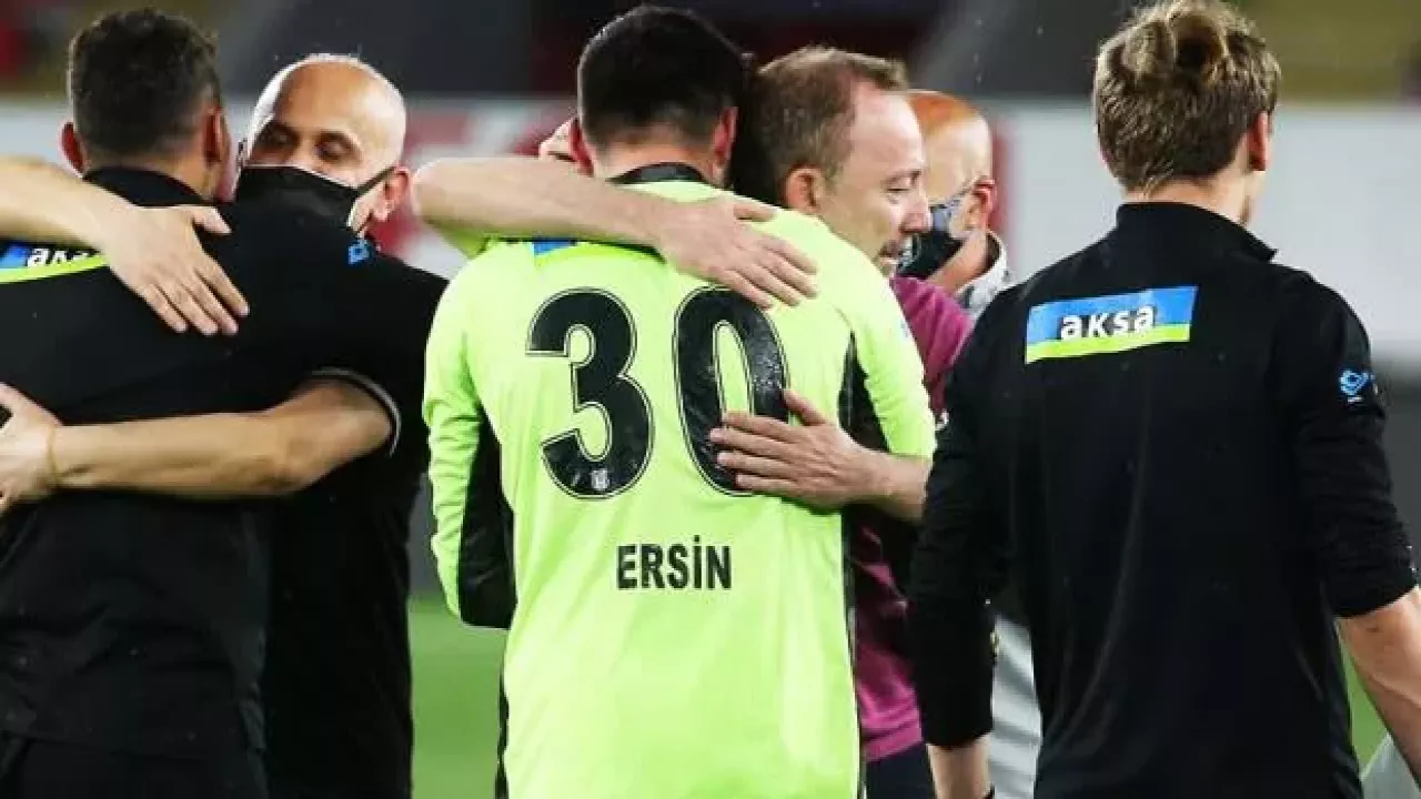 Beşiktaşlıları kahreden haber! Kaleci Ersin gidiyor...