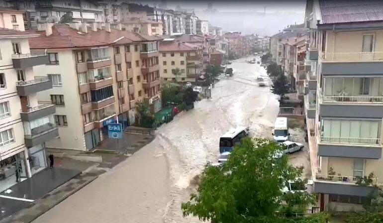 Ankara'daki sel felaketi: Ölü sayısı 4'e yükseldi