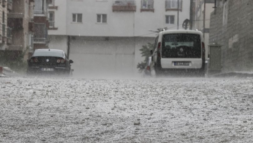 Meteoroloji'den uyarı üstüne uyarı! 32 kent için sarı ve turuncu kodlu uyarı yapıldı