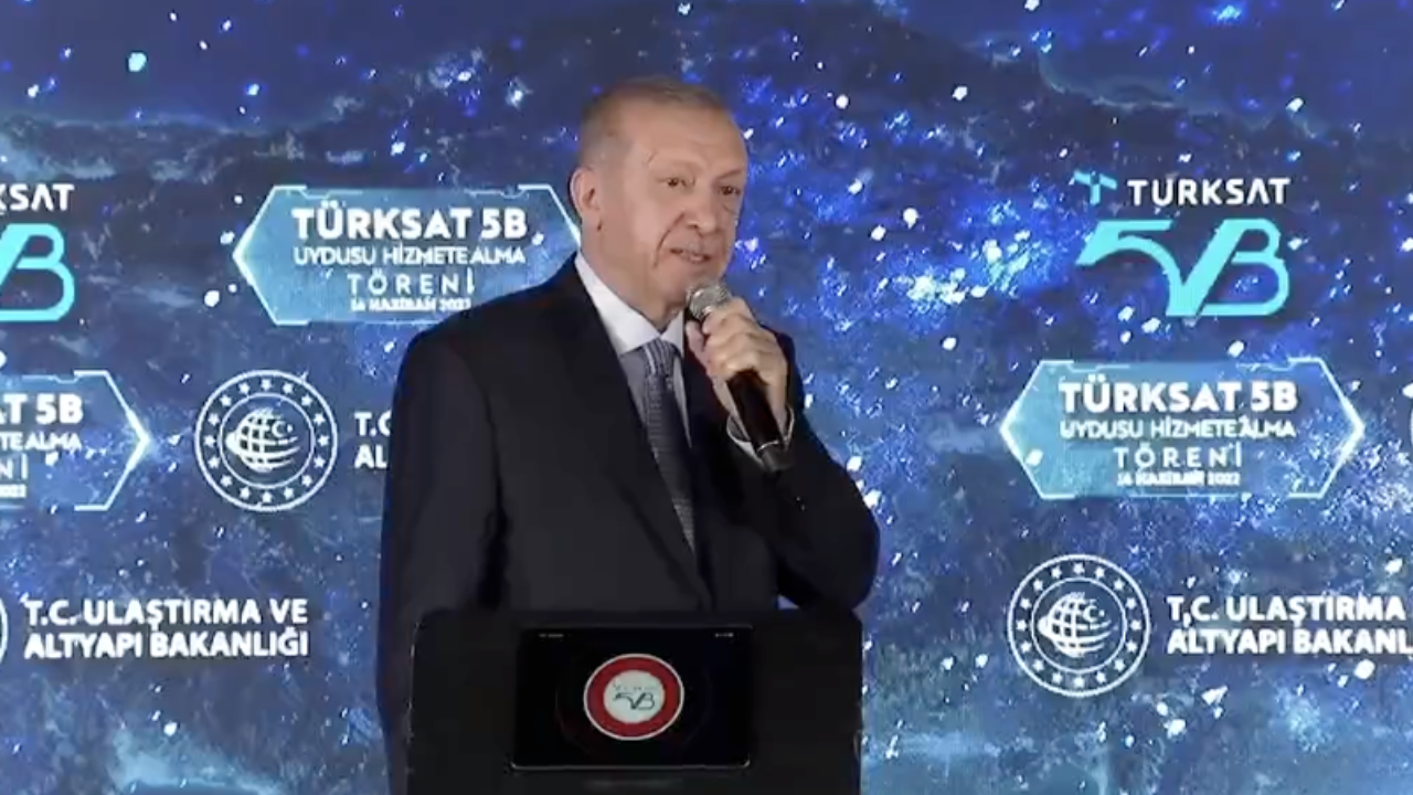 Erdoğan'dan THY kararı: "Turkish Airlines değil Türkiye Havayolları yazacağız"