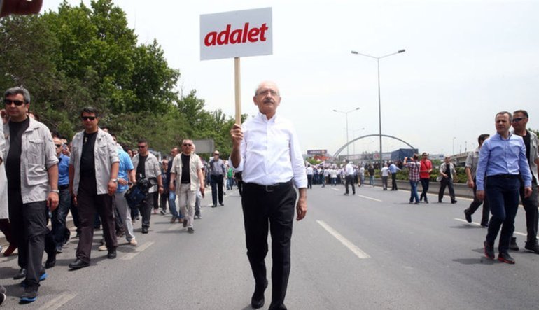 450 kilometrelik rota! Adalet Yürüyüşü'nün üzerinden beş yıl geçti... Kılıçdaroğlu: "Yürüyüşümüzün sonuna yaklaşıyoruz."