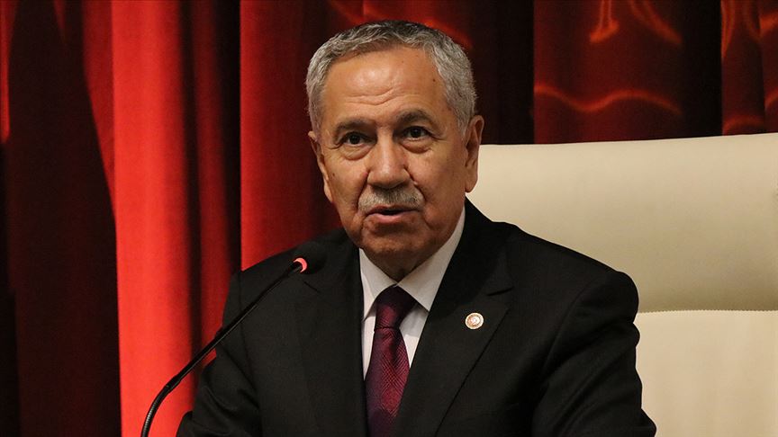 Arınç'tan partisine sert eleştiri: "Kral çıplak demenin, zamanıdır"