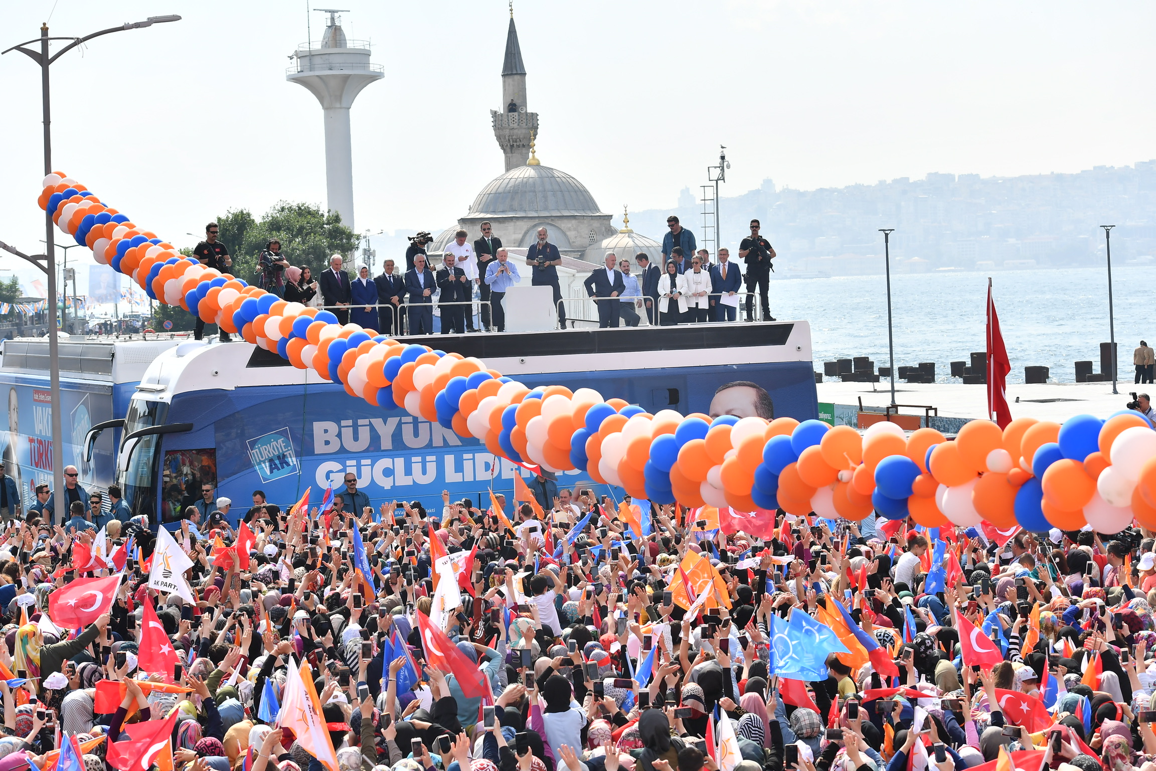 Erdoğan'ın törenine angarya katılım! Öğretmenler görevlendirildi, öğrencilerin getirilmesi istendi