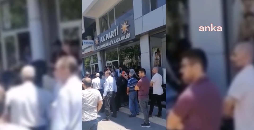 Evlerini teslim alamayan vatandaşlar AKP il binasını bastı: "Nerede o il başkanı!"