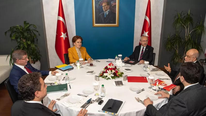 Bir ilk yaşandı... O Genel Başkan'dan yeşil ışık! "Kılıçdaroğlu'nun adaylığına destek veririz"