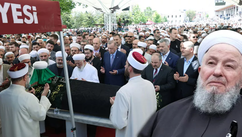 "İsmailağa Cemaati'ndeki kavga yeniden alevlendi"