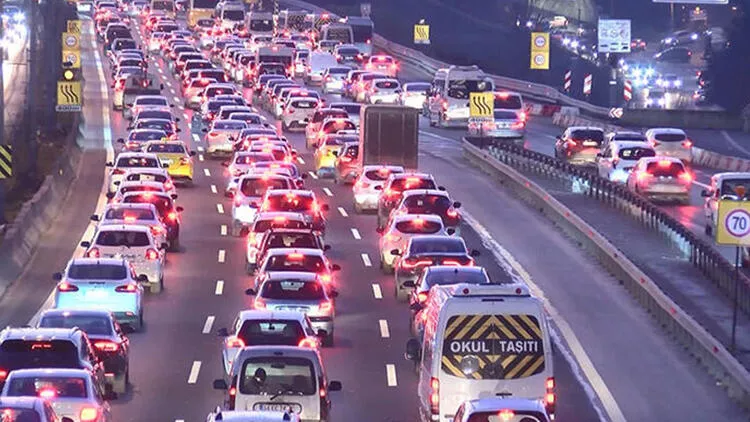 Trafiğe kaydı yapılan taşıt sayısı azaldı