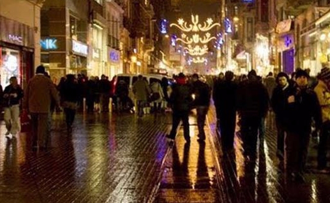 Taksim'de dehşet! Genç kadına tecavüz etti!