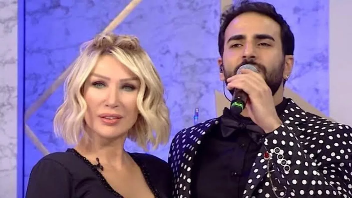 Seda Sayan'dan 5 yaş küçük kayınvalideye el öpme ziyareti