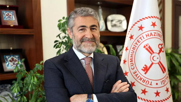Bakan Nebati'den TL erirken ekonomi mesajı: "Ekonomimiz büyümeye devam ediyor"