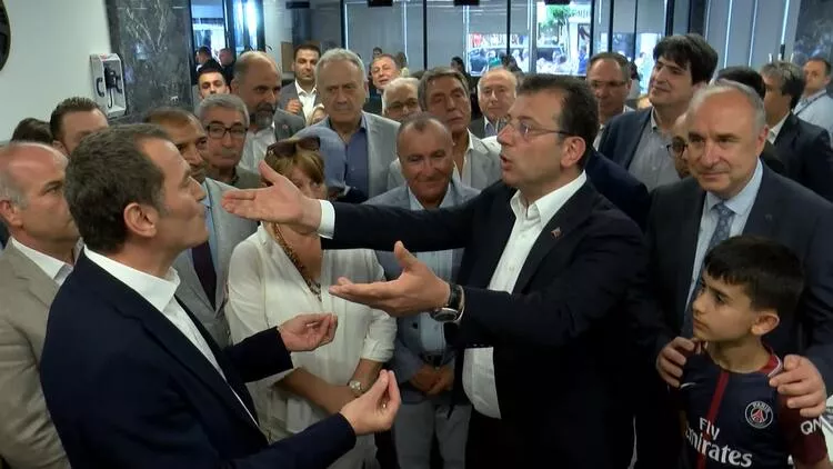 Ekrem İmamoğlu ve Ömer Arısoy arasında gerilim! Kameralar önünde tartıştılar