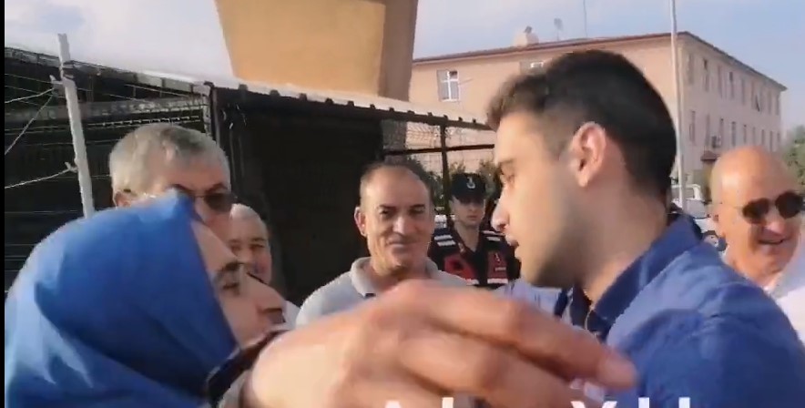 Kadir Şeker serbest bırakıldı! Annesiyle böyle kucaklaştı