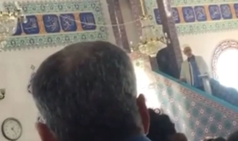 İmamdan Cuma hutbesinde skandal sözler! Grevde olan doktoru öldürmez misin sen