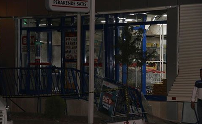 Diyarbakır'da markete patlayıcı atıldı