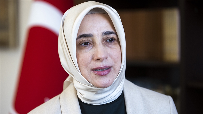 AKP'li Özlem Zengin: Muhalefetle birlikte olmaktan mutluluk duyuyorum