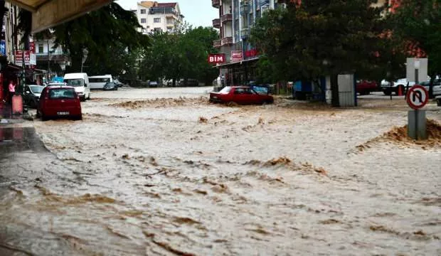 Bu illerde yaşayanlar dikkat! Meteoroloji sarı kodlu uyarı...