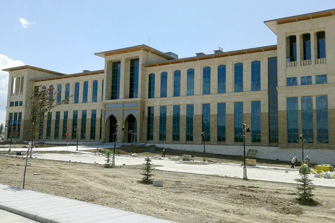 Üniversite rektörlükleri AKP'nin arka bahçesine döndü! İşte AKP'li o isimler...