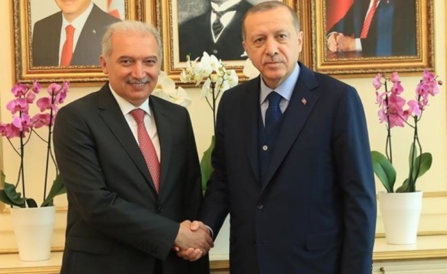 Yandaş gazete AKP'li Mevlüt Uysal'ı hedef gösterdi! Mevlüt Uysal "Hiçbir şey anlamadım" dedi