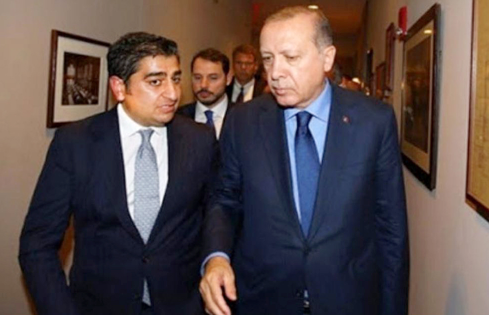 ABD'ye iade edilen Sezgin Baran Korkmaz hakim karşısında! Tıraşsız, çizgili cezaevi kıyafetiyle...