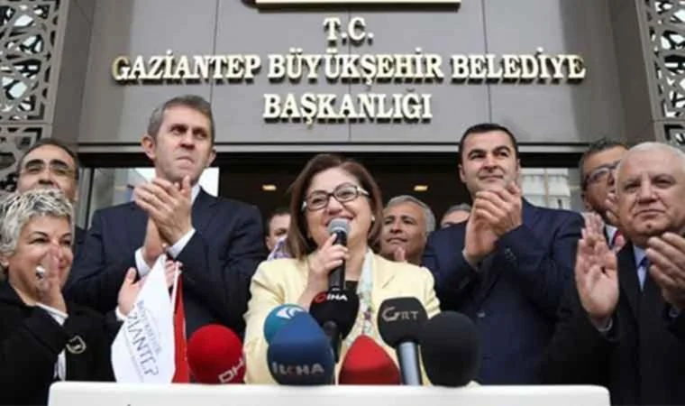 Gaziantep Büyükşehir Belediyesi’nden astronomik harcama! ‘Dekoratif’ aydınlatmaya 2,5 milyon TL...