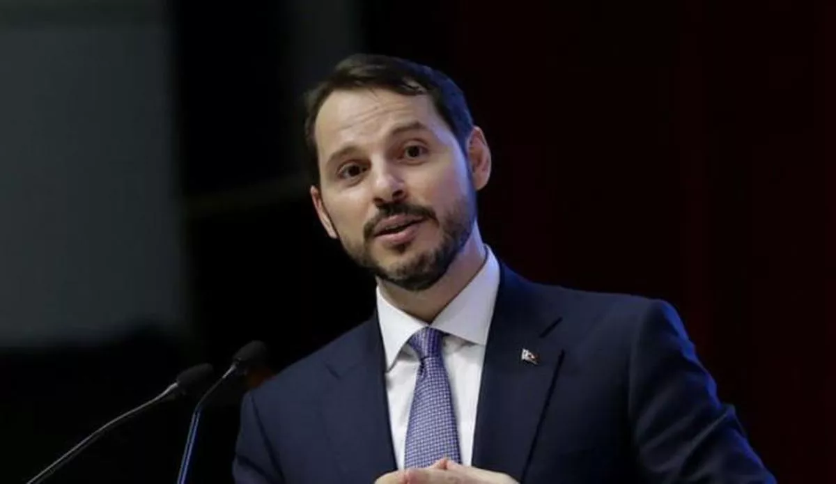 Erdoğan'ın damadı Berat Albayrak İngiltere'de! Simsiyah imaj