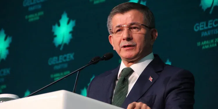 Ahmet Davutoğlu'ndan kaos iddiası: Bu kış için endişeliyim