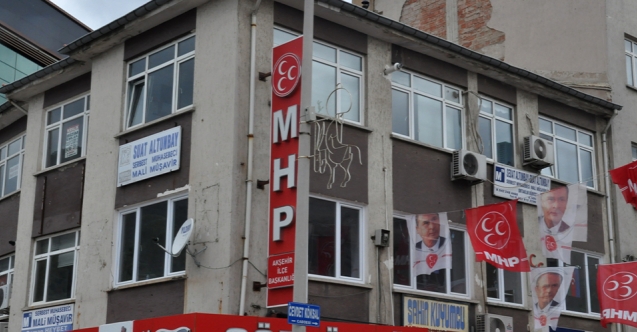 MHP'liler birbirine girdi! Konya Akşehir teşkilatı kapatıldı