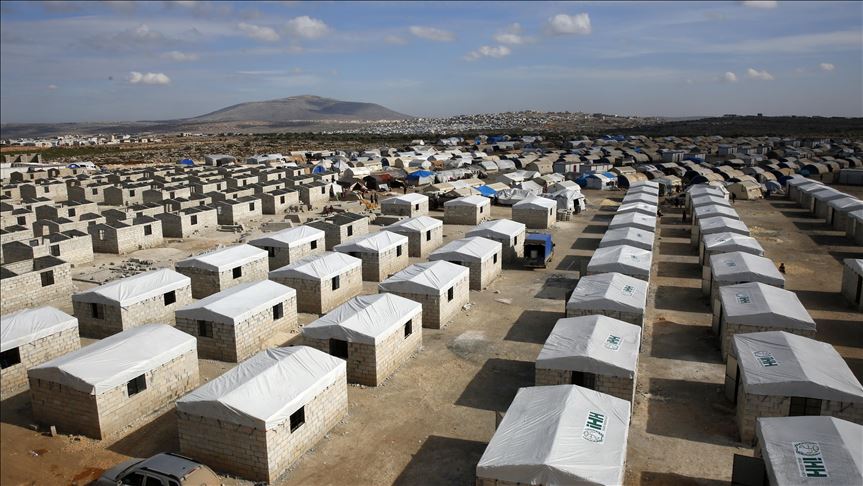 Türkiye'nin Suriye'de yaptığı evlerin arkasından cemaat ve tarikatlar çıktı