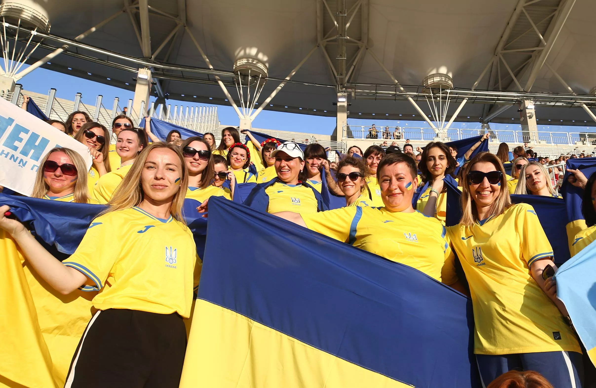 Dinamo Kiev Fenerbahçe maçında 'Bayraktar' tezahüratı
