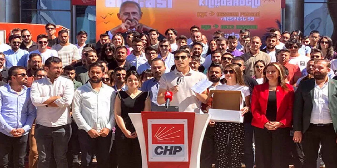 CHP Gençlik Kolları'ndan AKP'ye 'kargo paketi'