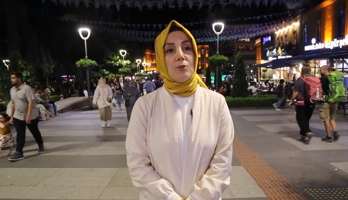 AKP'li vekilden, Arap turistlere tepki gösterenlere sert sözler: "Irkçı, vatan haini... Herkes ayağını denk alsın"