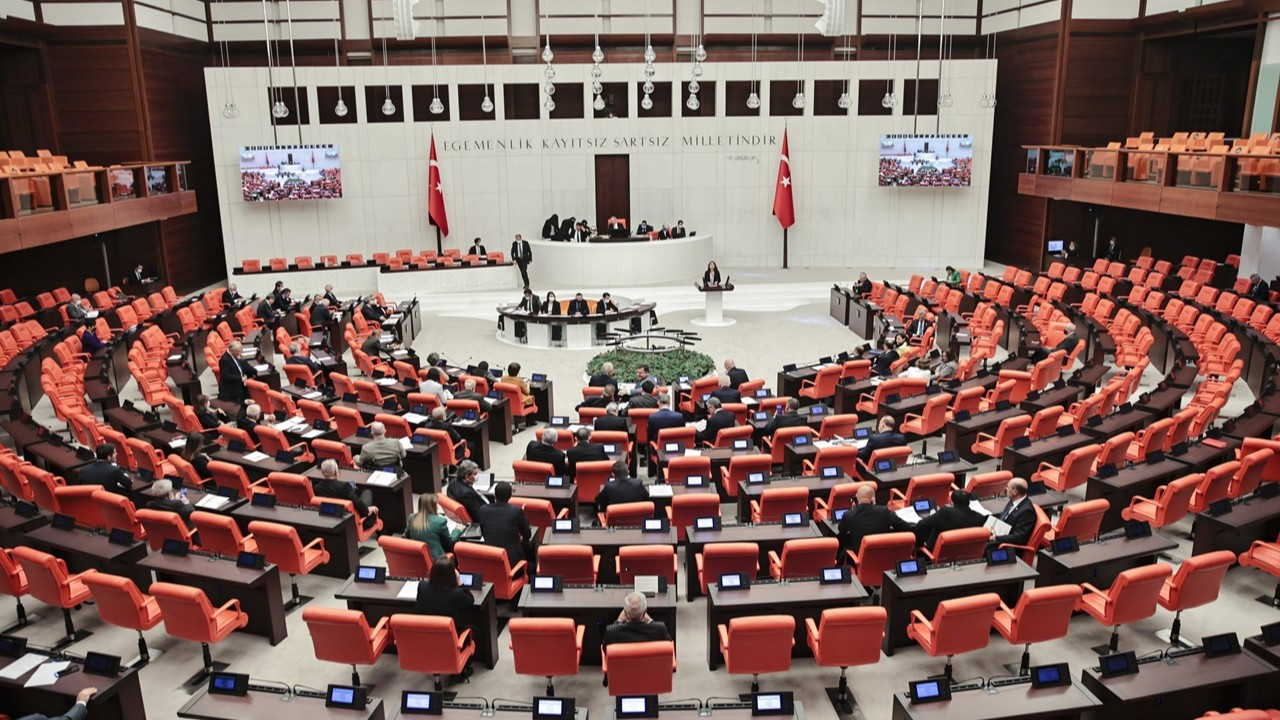 CHP'nin çağrısıyla toplantıya çağrılan Meclis'e AK Parti katılmayacak