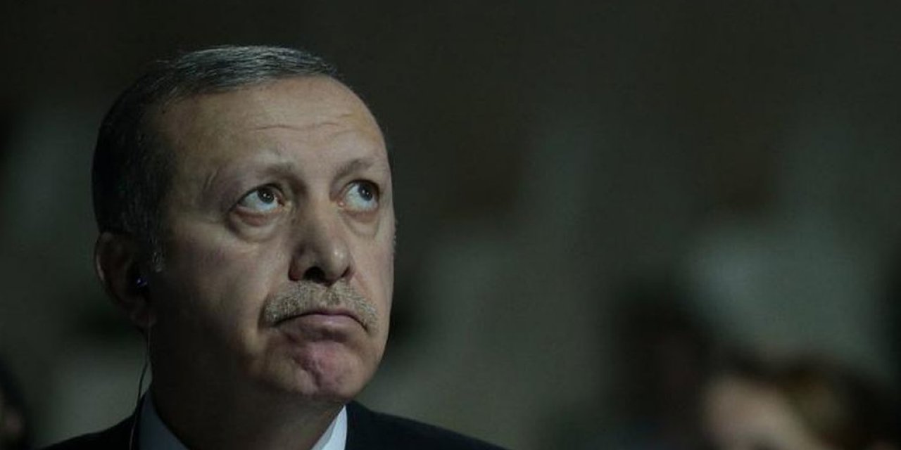 Erdoğan, cumhurbaşkanlığına üçüncü kez aday olabilir mi? Anayasa'ya soruldu...