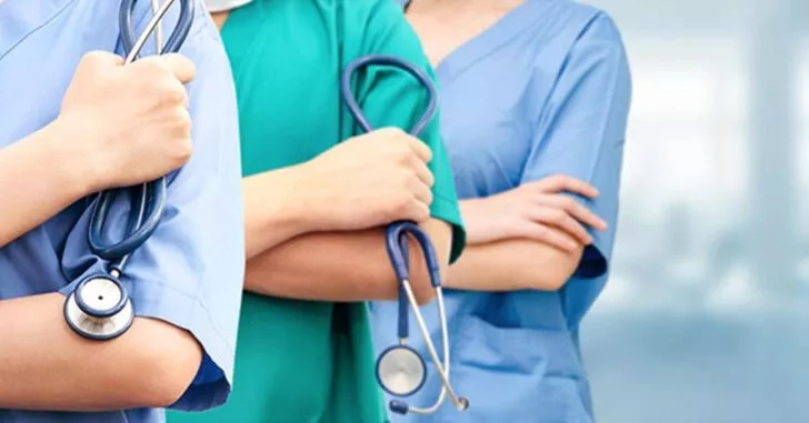 Her gün yedi doktor ülkeyi terk ediyor