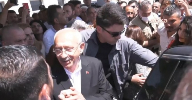 Kılıçdaroğlu Şırnak Uludere'de "Hak, hukuk, adalet' sloganlarıyla karşılandı