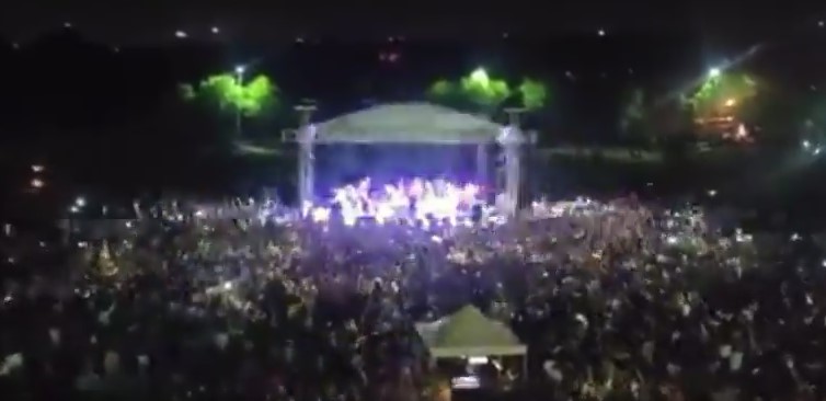 ODTÜ'lüler İzmir Marşı'yla coştu!