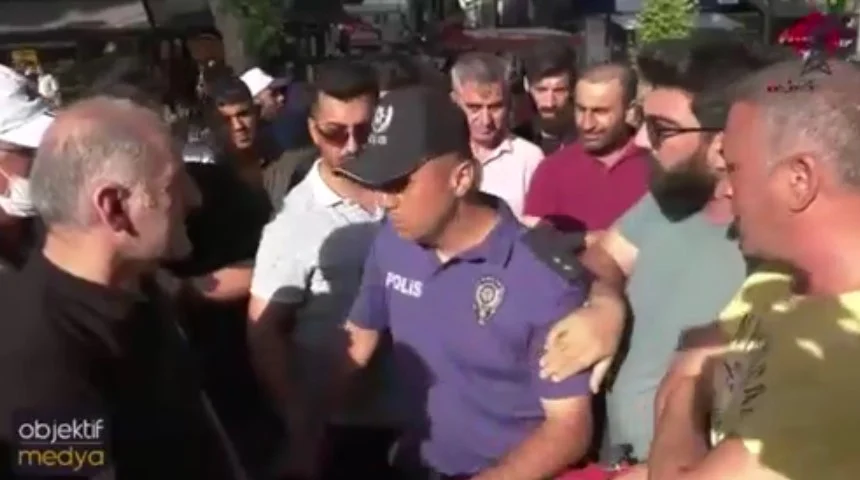 Polis sokak röportajına müdahale etti! Gözaltına aldı