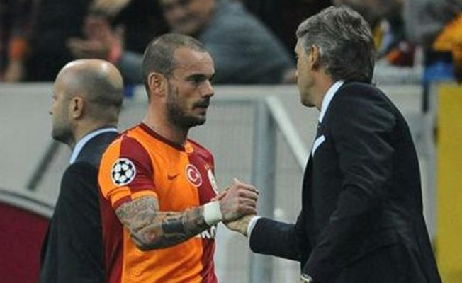 Mancini, eski öğrencisi Sneijder’i istiyor