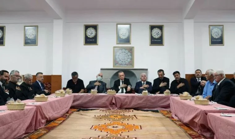 Erdoğan’ın ziyaret ettiği cemevinin dedesi: Film platosu gibi kullanıldık