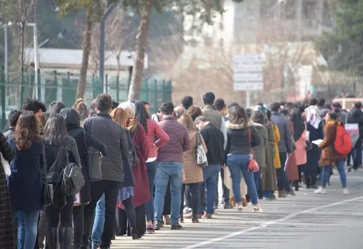 TÜİK'e göre işsizlik yine düştü! Kadınlarda işsizlik oranı daha yüksek