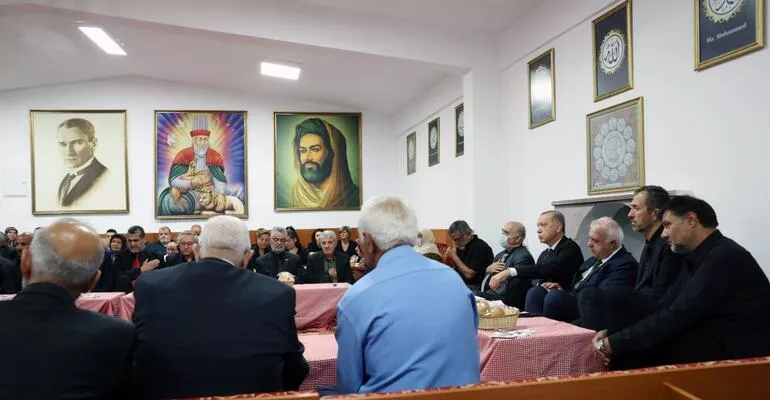 AVF'den cemevi ihracına ilişkin açıklama: "Erdoğan'ın cemevinde olup olmadığını anlamak bile güç"