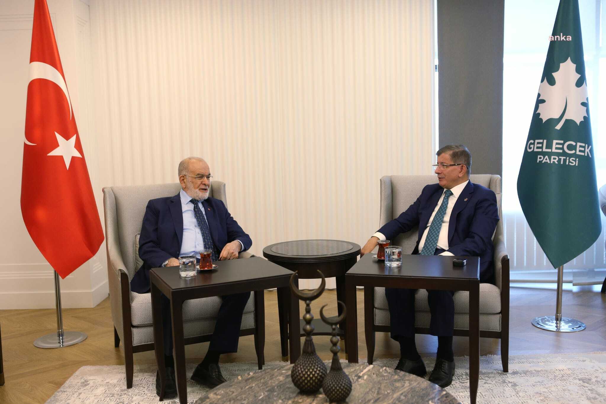 Karamollaoğlu'ndan Ahmet Davutoğlu'na ziyaret