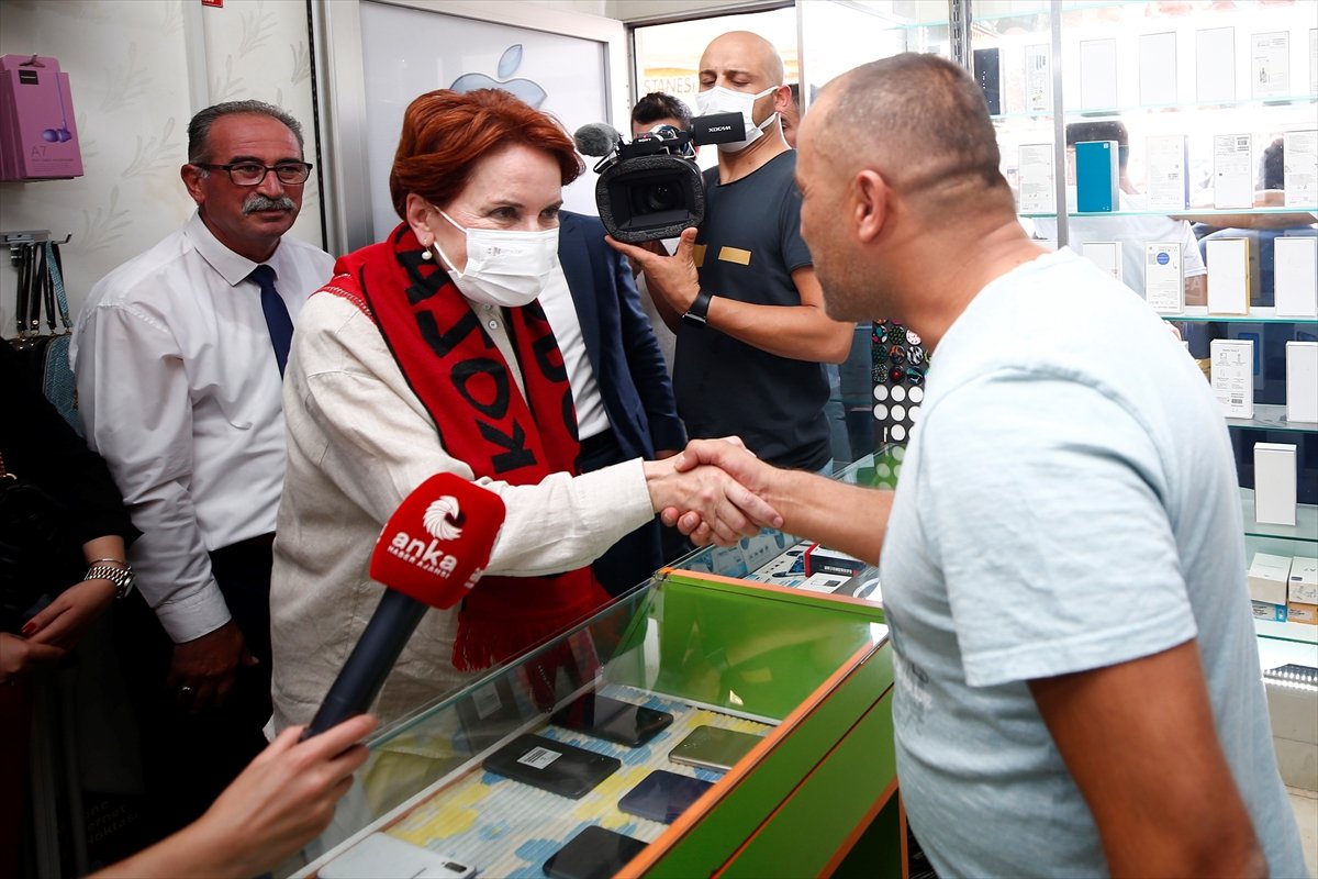 Akşener'in 'Kadından imam olmaz' sözlerine İYİ Parti'den açıklama: "Ali Erbaş'ın daha önceki sözlerine ironik bir tepki"