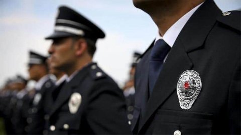 Yeni skandal polislik sınavı mı? 18 soru aynı çıktı!
