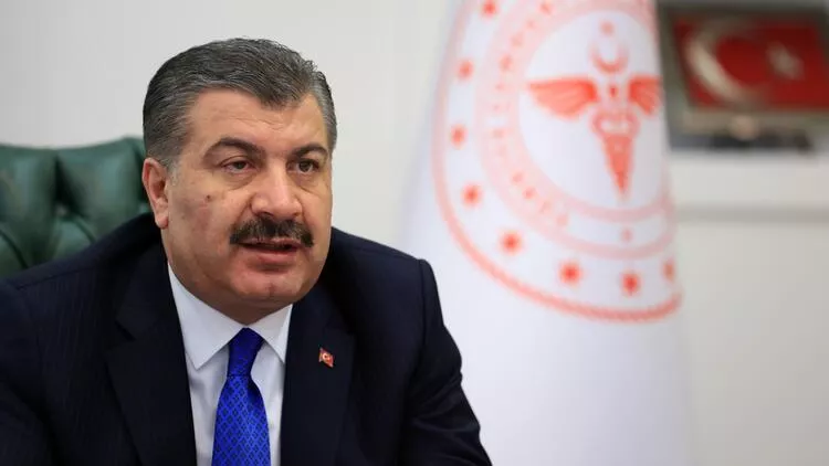 Bakan Koca duyurdu: Asistan doktorlarla ilgili yeni düzenleme