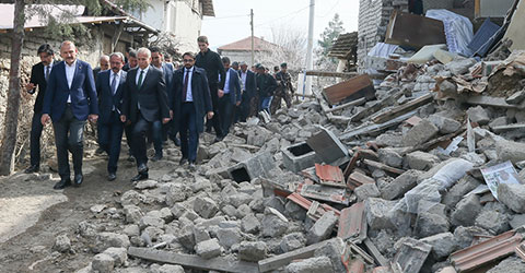 İstanbul'da ne kadar toplanma alanı var? Süleyman Soylu 17 Ağustos Depremi'nin arifesinde açıkladı